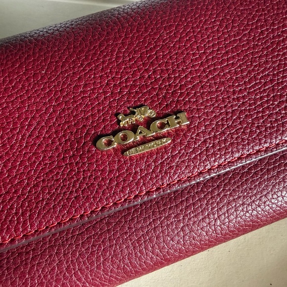 Coach Burgundy Red Pebbled Leather Trifold Wallet - Picture 9 of 9